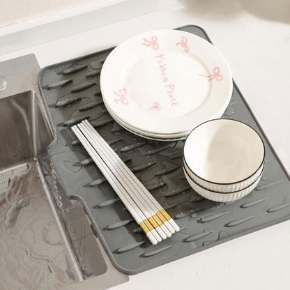 DryGuard™ Mat Multifunctional Silicone Dry- and Heat-Resistant Mat